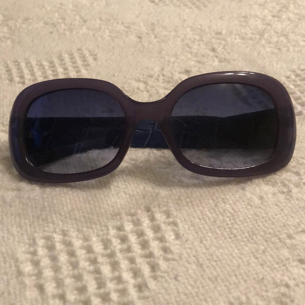 JLO sun glasses